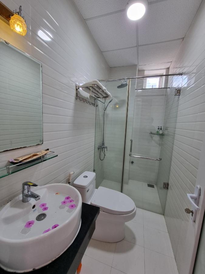 Delicate Serviced Apartment And Hotel Da Nang Bagian luar foto