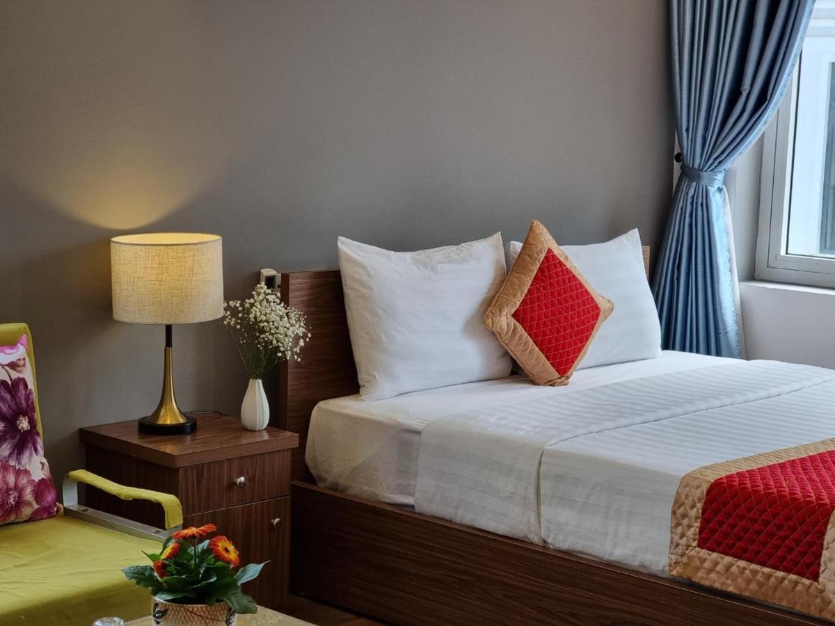 Delicate Serviced Apartment And Hotel Da Nang Bagian luar foto