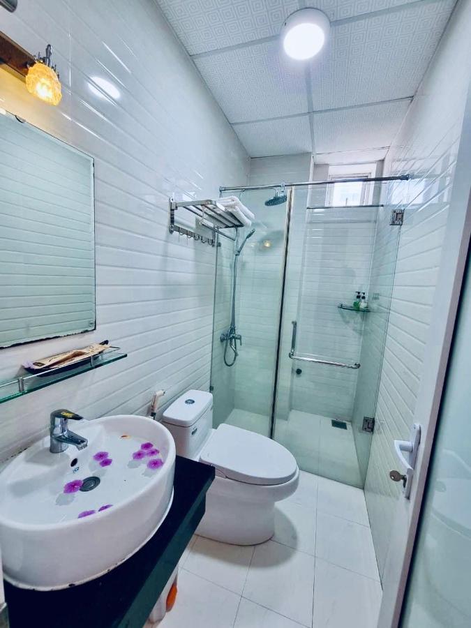 Delicate Serviced Apartment And Hotel Da Nang Bagian luar foto