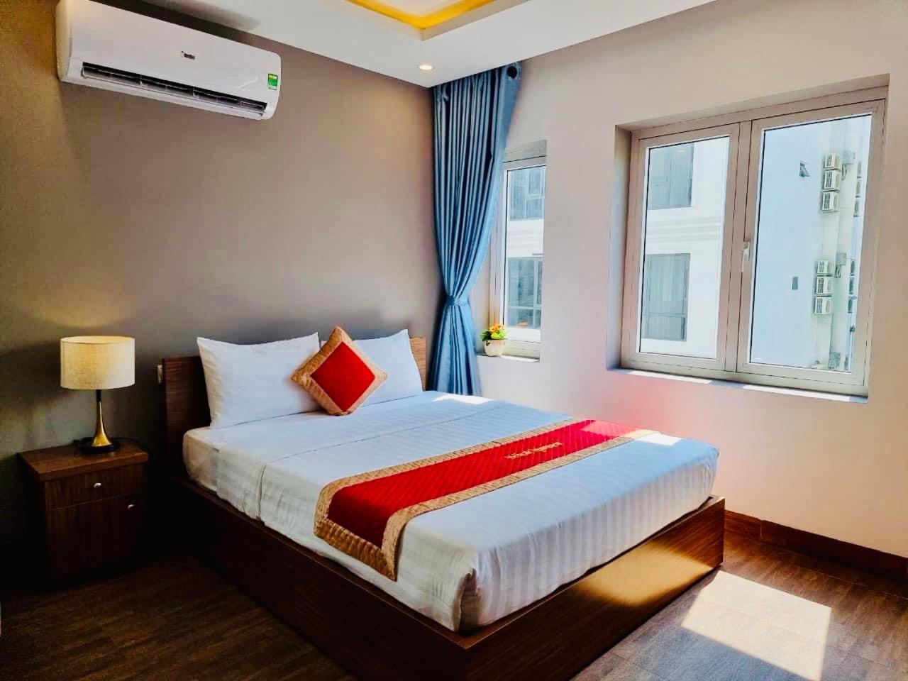 Delicate Serviced Apartment And Hotel Da Nang Bagian luar foto